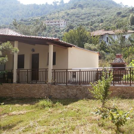 Villa Barouti Koinira Luaran gambar